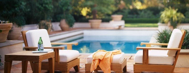 The Do’s & Don’ts of Home Pool Etiquette